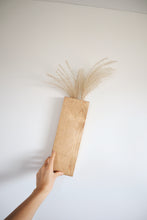 Load image into Gallery viewer, Wall vase