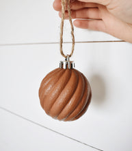 Load image into Gallery viewer, 8 pack ornaments