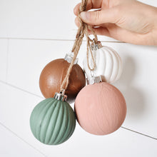 Load image into Gallery viewer, 8 pack ornaments