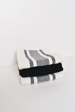 Load image into Gallery viewer, 3 pack hand towels