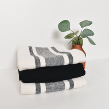 Load image into Gallery viewer, 3 pack hand towels