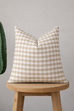 Load image into Gallery viewer, Checkered pillow cover
