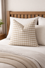 Load image into Gallery viewer, Checkered pillow cover
