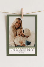 Load image into Gallery viewer, Scalloped Christmas card template
