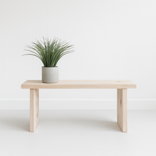 Load image into Gallery viewer, Solid pine bench
