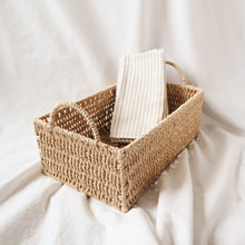 Load image into Gallery viewer, Seagrass basket || new
