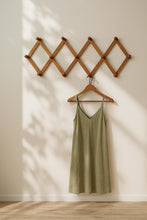 Load image into Gallery viewer, Accordion wall hooks
