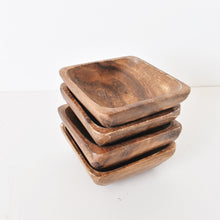 Load image into Gallery viewer, Set of 4 wooden bowls || new
