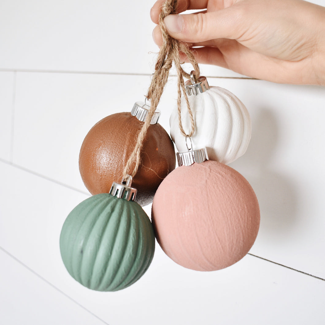 4 pack ornaments || sale