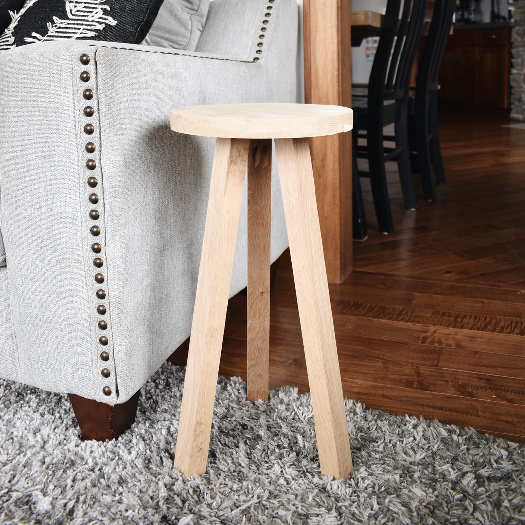 White oak side table || furniture